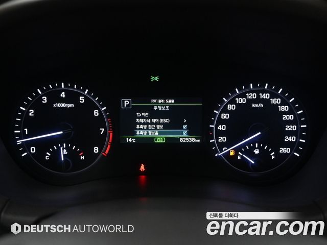 Genesis G80 2017 — photo 8