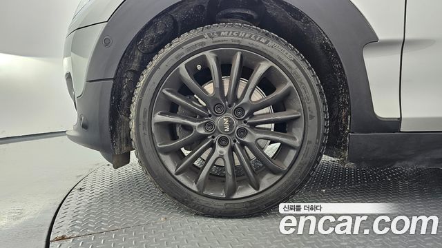 Mini Clubman 2024 — photo 5