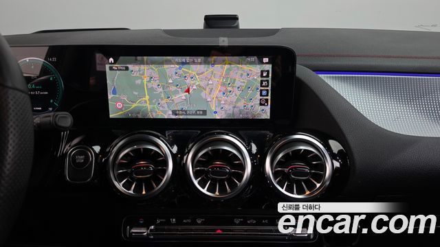 Mercedes-Benz EQA 2024 — photo 18