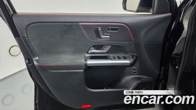 Mercedes-Benz EQA 2024 — photo 14