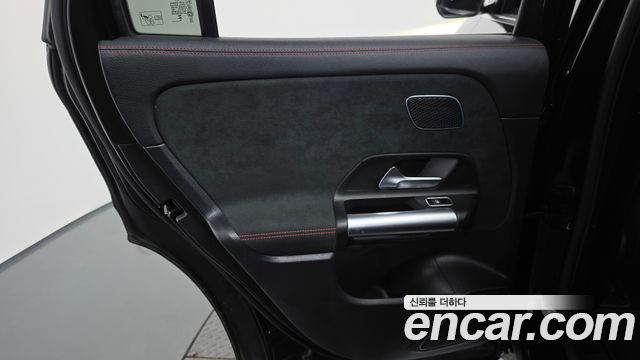 Mercedes-Benz EQA 2024 — photo 15