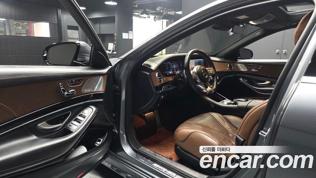 Mercedes-Benz S-Class 2019 — photo 10