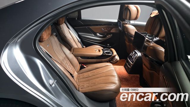 Mercedes-Benz S-Class 2019 — photo 12