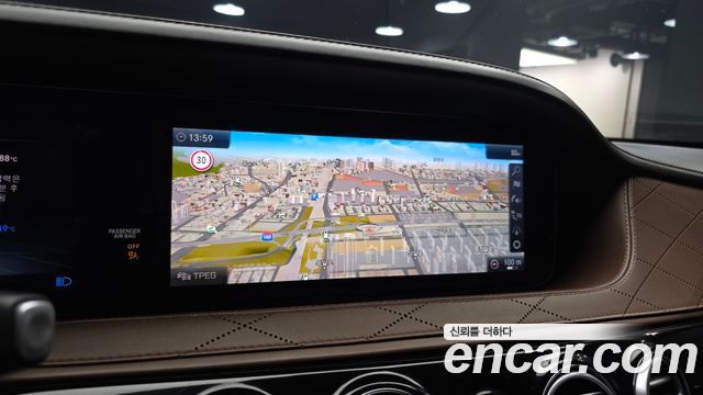 Mercedes-Benz S-Class 2019 — photo 14