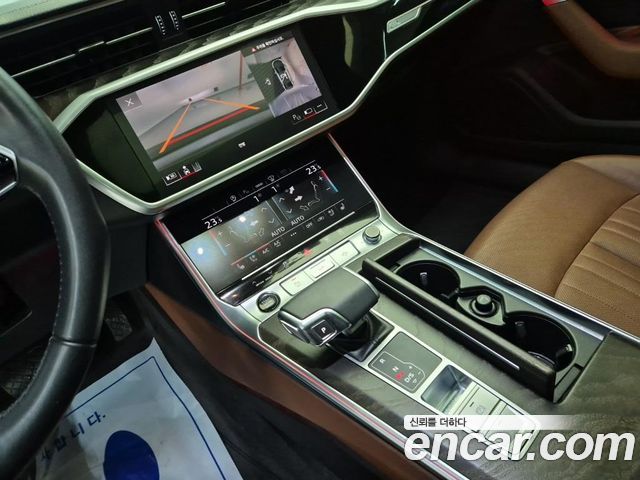 Audi A6 2021 — photo 10