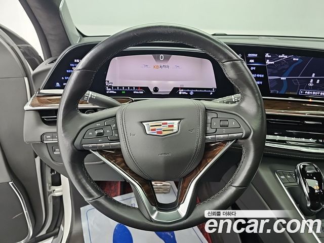 Cadillac Escalade 2022 — photo 9