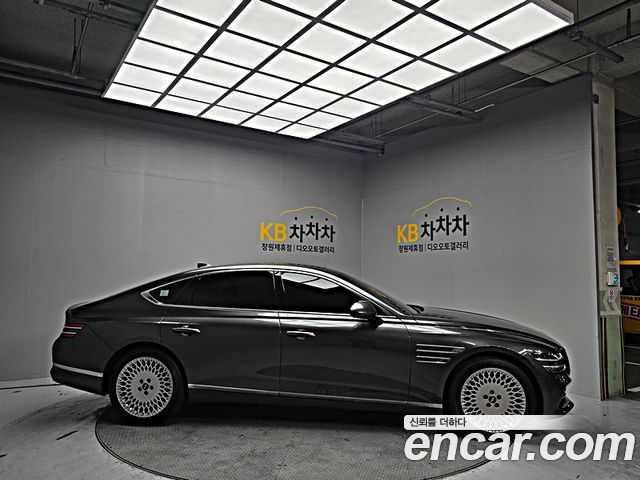 Genesis G80 2022 — photo 3