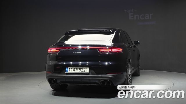 Porsche Cayenne 2021 — photo 4