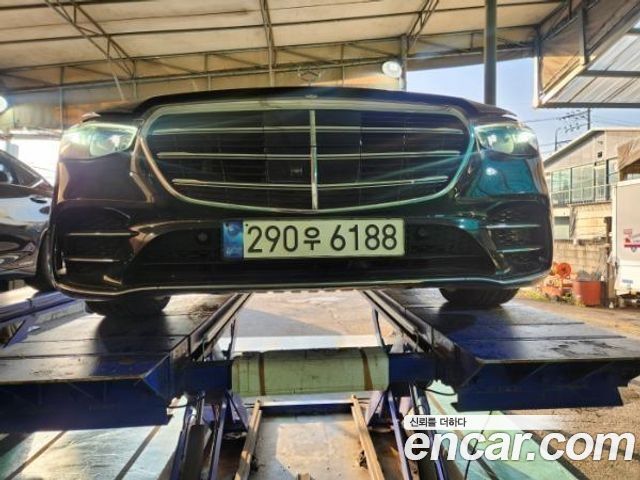 Mercedes-Benz S-Class 2021 — photo 1