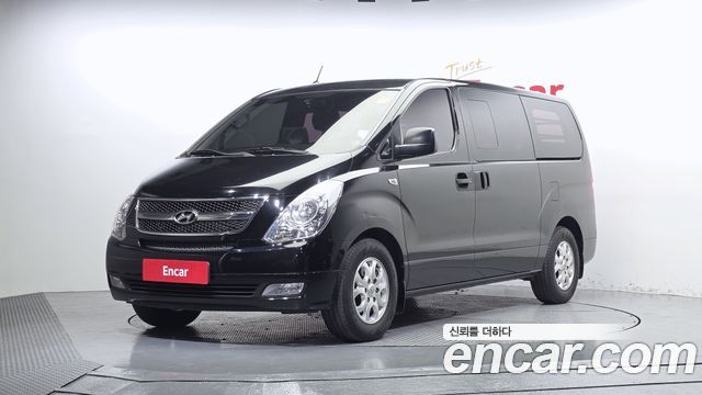 Hyundai Starex 2015 — photo 1