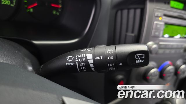 Hyundai Starex 2015 — photo 17