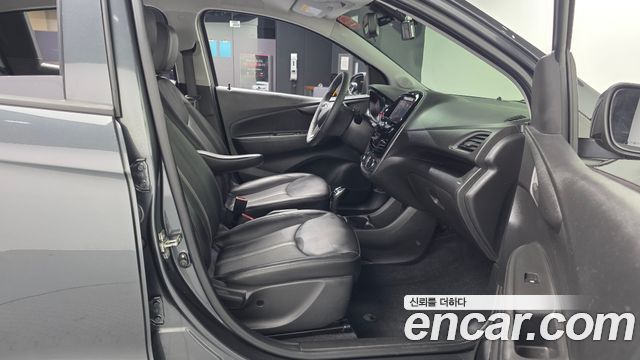 Chevrolet Korea Spark 2019 — photo 11