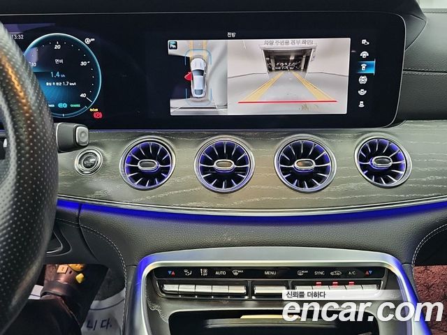 Mercedes-Benz AMG GT 2023 — photo 10