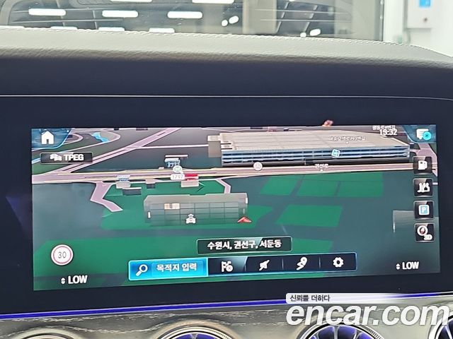 Mercedes-Benz AMG GT 2023 — photo 16