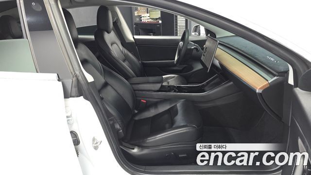Tesla Model 3 2020 — photo 17