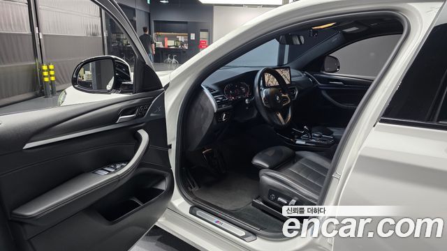 BMW X4 2022 — photo 13