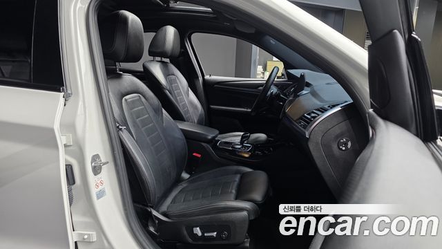 BMW X4 2022 — photo 17
