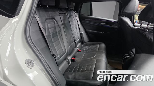 BMW X4 2022 — photo 18