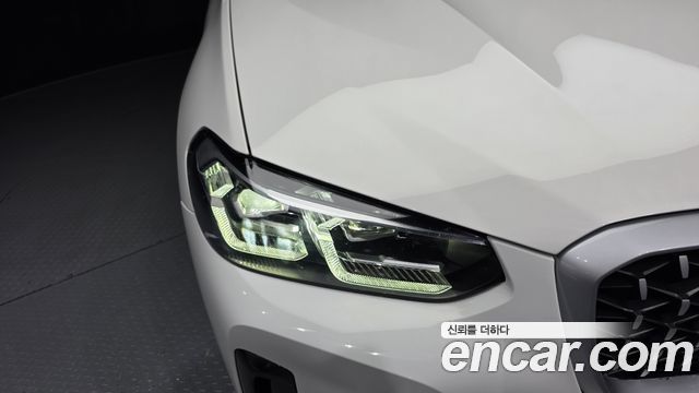 BMW X4 2022 — photo 8