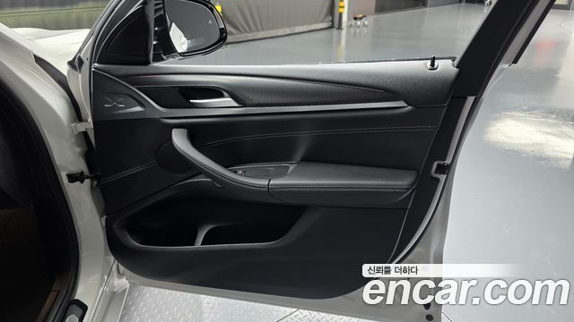 BMW X4 2022 — photo 15