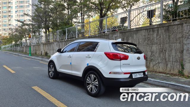 Kia Sportage 2016 — photo 4
