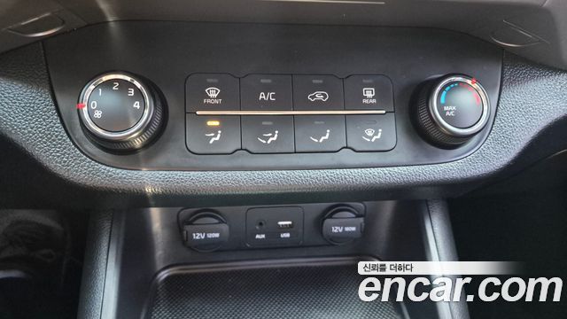 Kia Sportage 2016 — photo 13