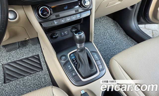 Hyundai Kona 2018 — photo 16