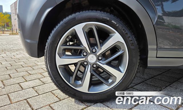 Hyundai Kona 2018 — photo 18