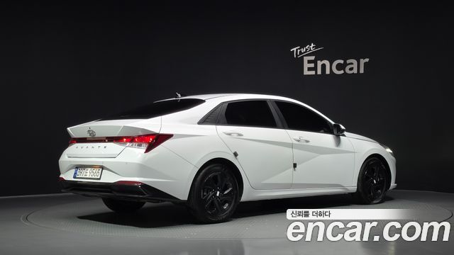 Hyundai AVANTE 2023 — photo 2