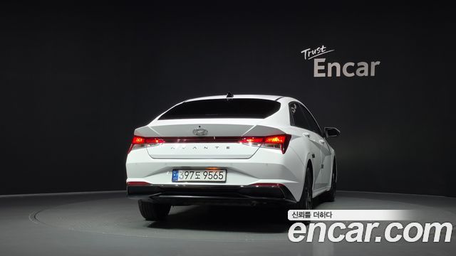 Hyundai AVANTE 2023 — photo 4