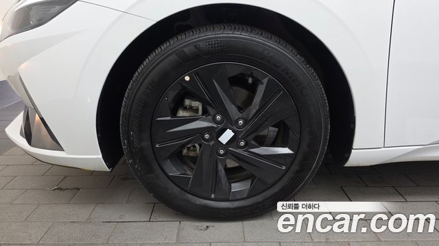 Hyundai AVANTE 2023 — photo 5