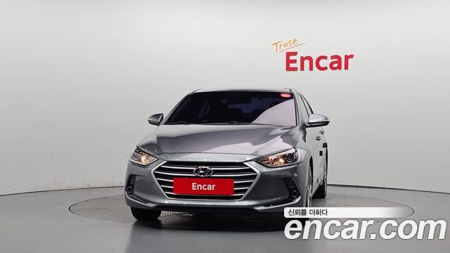 Hyundai AVANTE 2017 — photo 3