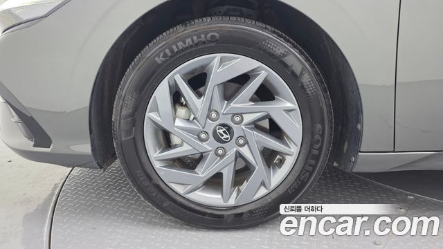 Hyundai AVANTE 2024 — photo 5