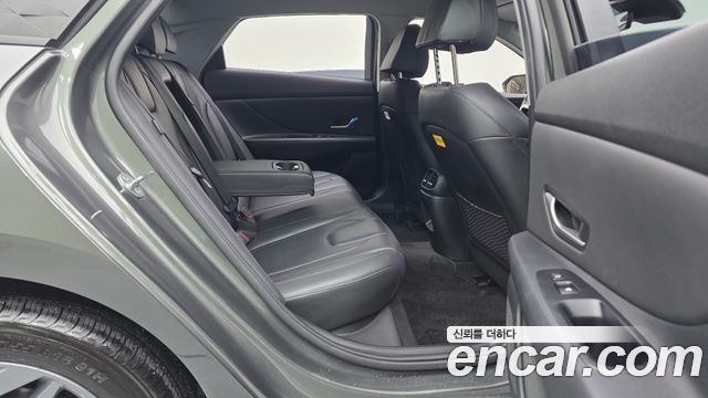 Hyundai AVANTE 2024 — photo 12