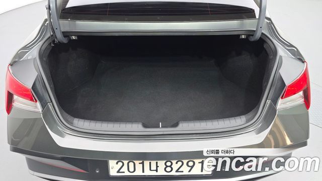 Hyundai AVANTE 2024 — photo 20