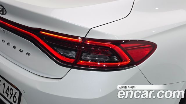 Hyundai Grandeur 2018 — photo 9