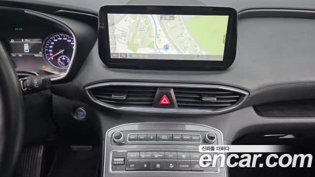 Hyundai Santafe 2022 — photo 15