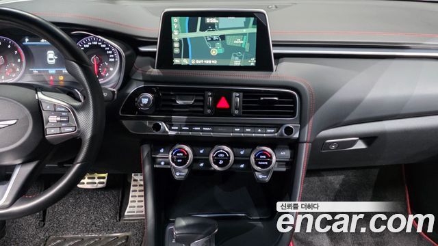Genesis G70 2019 — photo 20