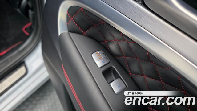 Genesis G70 2019 — photo 25