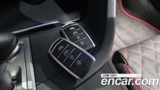 Genesis G70 2019 — photo 33