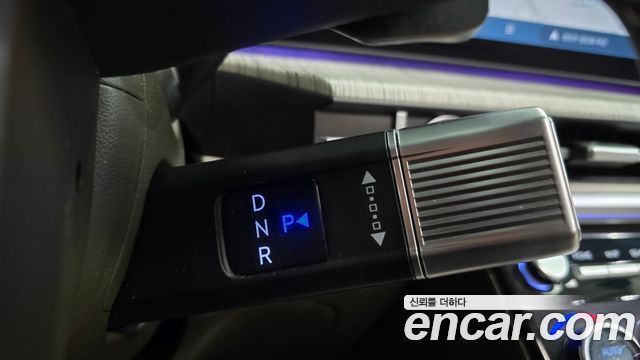 Hyundai Santafe 2024 — photo 12