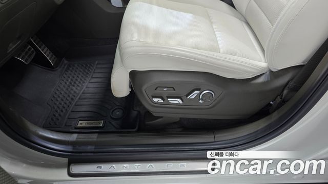 Hyundai Santafe 2024 — photo 28