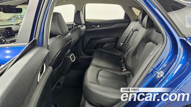 Kia K5 2021 — photo 18