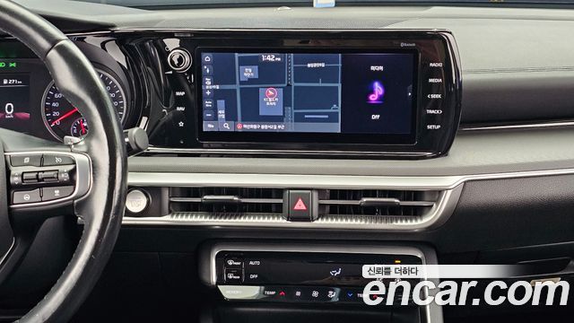 Kia K5 2021 — photo 20