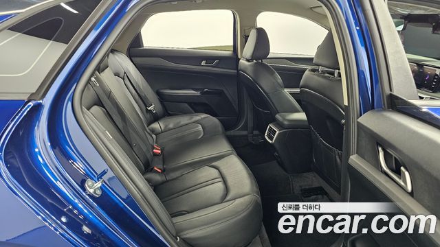 Kia K5 2021 — photo 16
