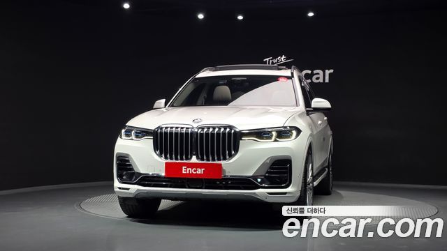 BMW X7 2022 — photo 3
