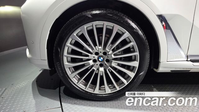 BMW X7 2022 — photo 5