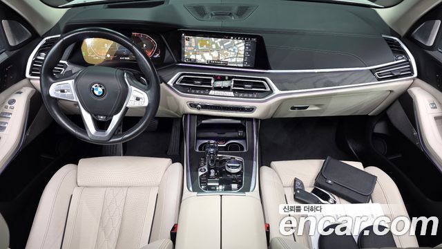 BMW X7 2022 — photo 10