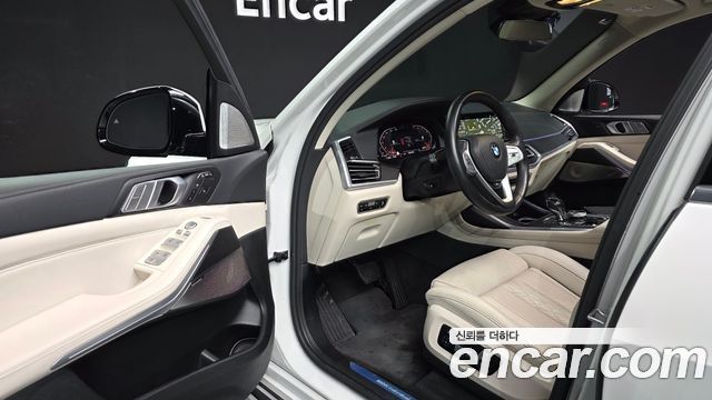 BMW X7 2022 — photo 13