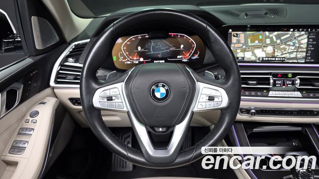 BMW X7 2022 — photo 19